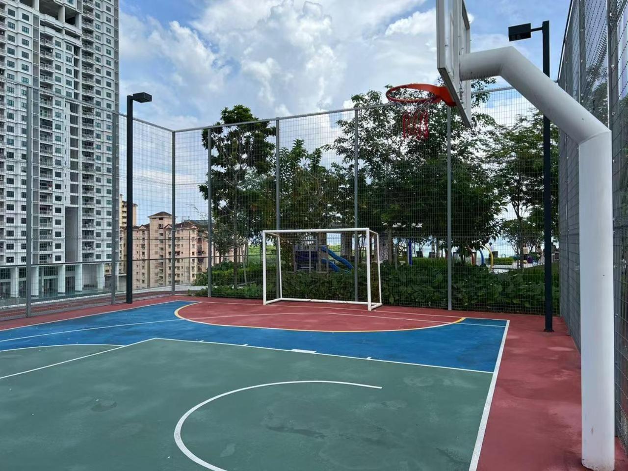 Urban Suites Two Or Three Bedroom Georgetown By Anc Jelutong ภายนอก รูปภาพ