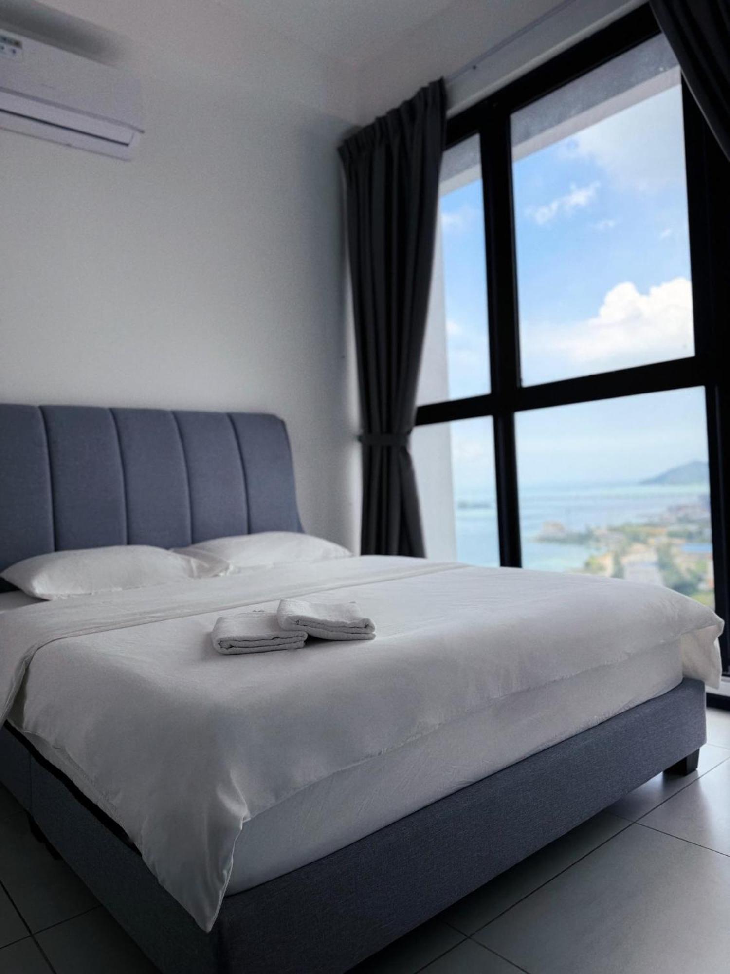 Urban Suites Two Or Three Bedroom Georgetown By Anc Jelutong ภายนอก รูปภาพ