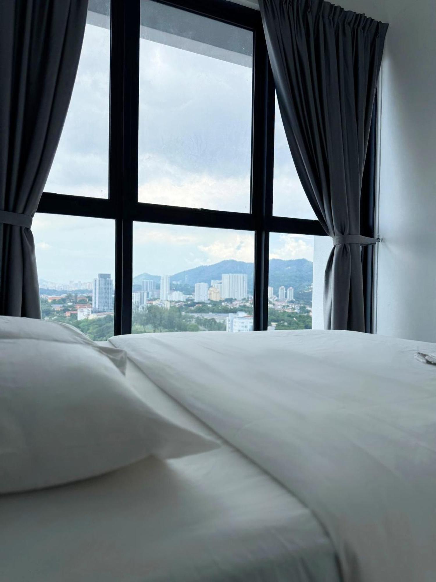 Urban Suites Two Or Three Bedroom Georgetown By Anc Jelutong ภายนอก รูปภาพ